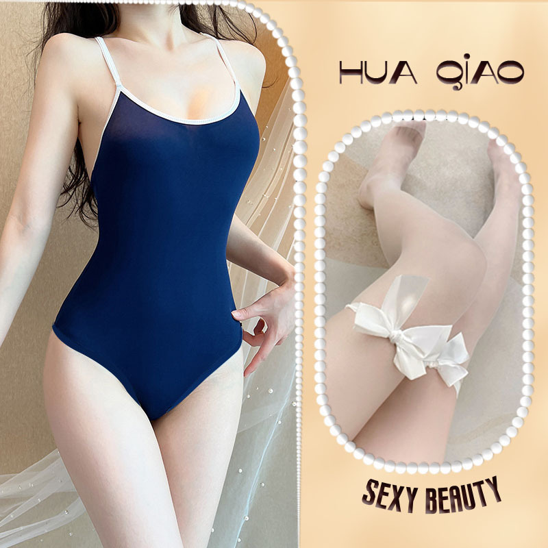 수영복 + 흰색 리본 양말