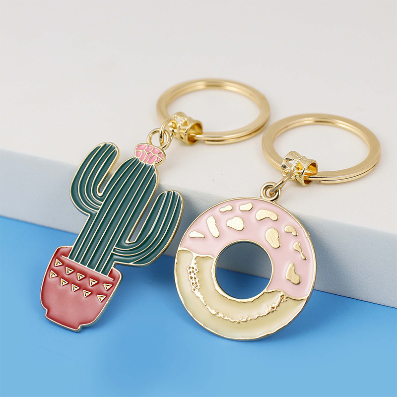 Cross-border hot drop oil alloy key chain pendant fresh cartoon animal plant key chain gift bag pendant