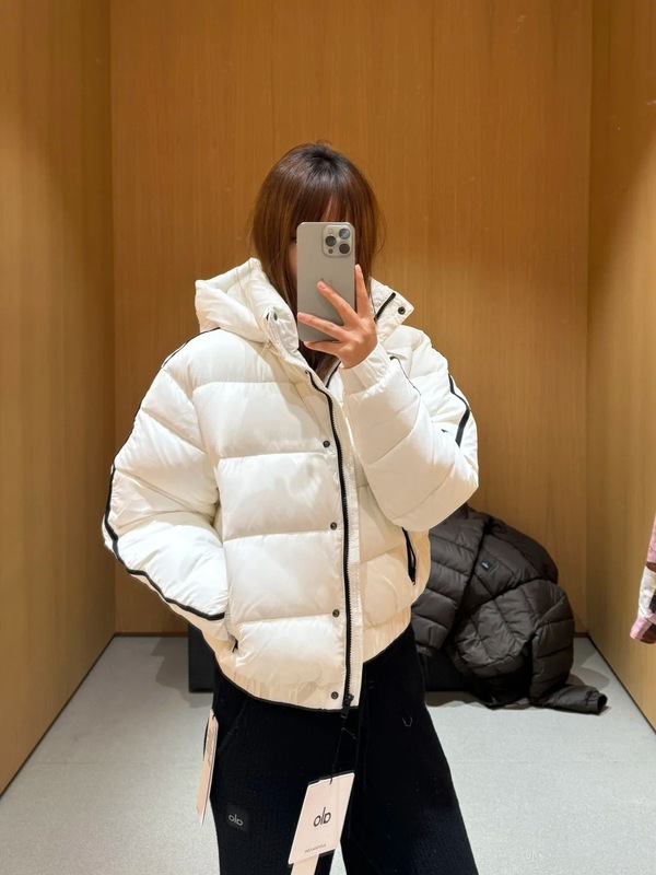 现货alo短款羽绒服女连帽肯豆同款外套加厚个性百搭防寒保暖棉服|undefined