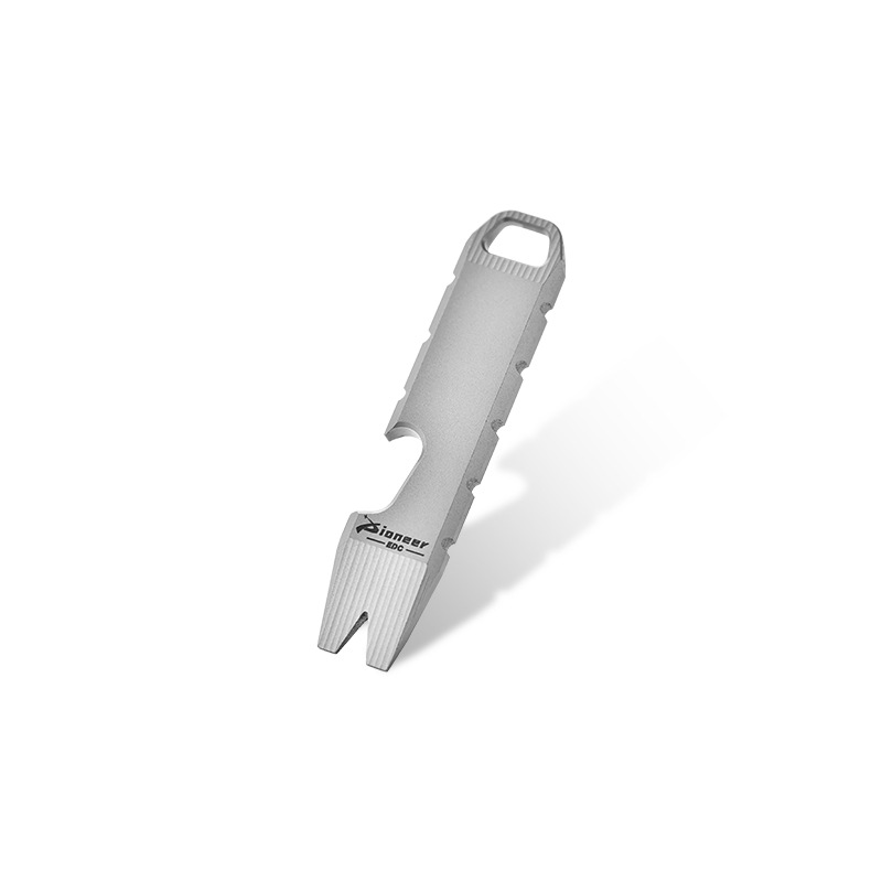 Mini-Brecheisen-Flaschenöffner aus Titanlegierung, tragbarer Anhänger, Outdoor-Camping, Wandern, trendiges personalisiertes Werkzeug_voghion.com