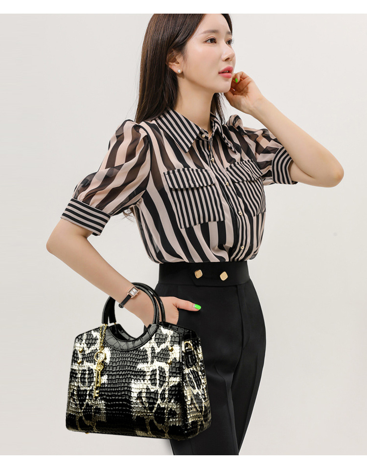 Fashionable Retro Women's Bag 2024 New European and American Soft Leather Single Shoulder Diagonal Cross Handbag Snake Pattern Bag_voghion.com