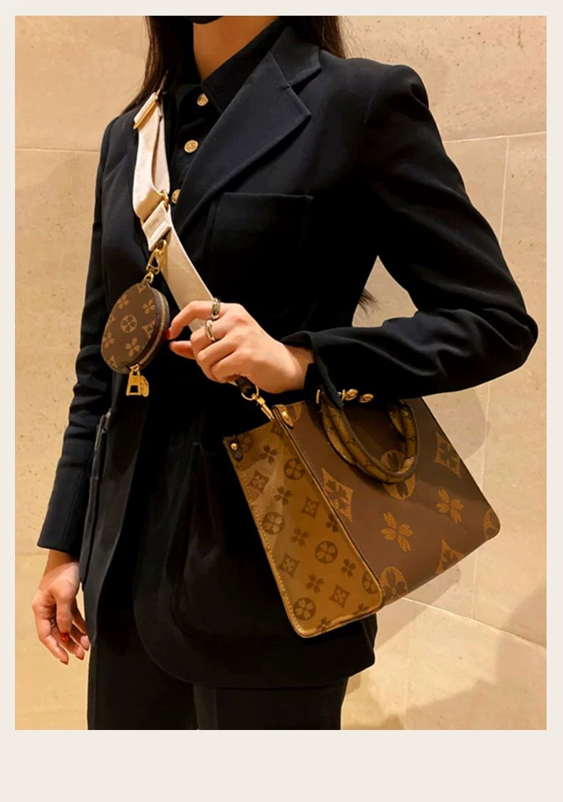Werkelijk product met label L Jungle Bag 2025 Nieuw 25*11*19cm ONTHEGO Echt Lederen V Tote Schoudertas Crossbody Handtas met print_voghion.com