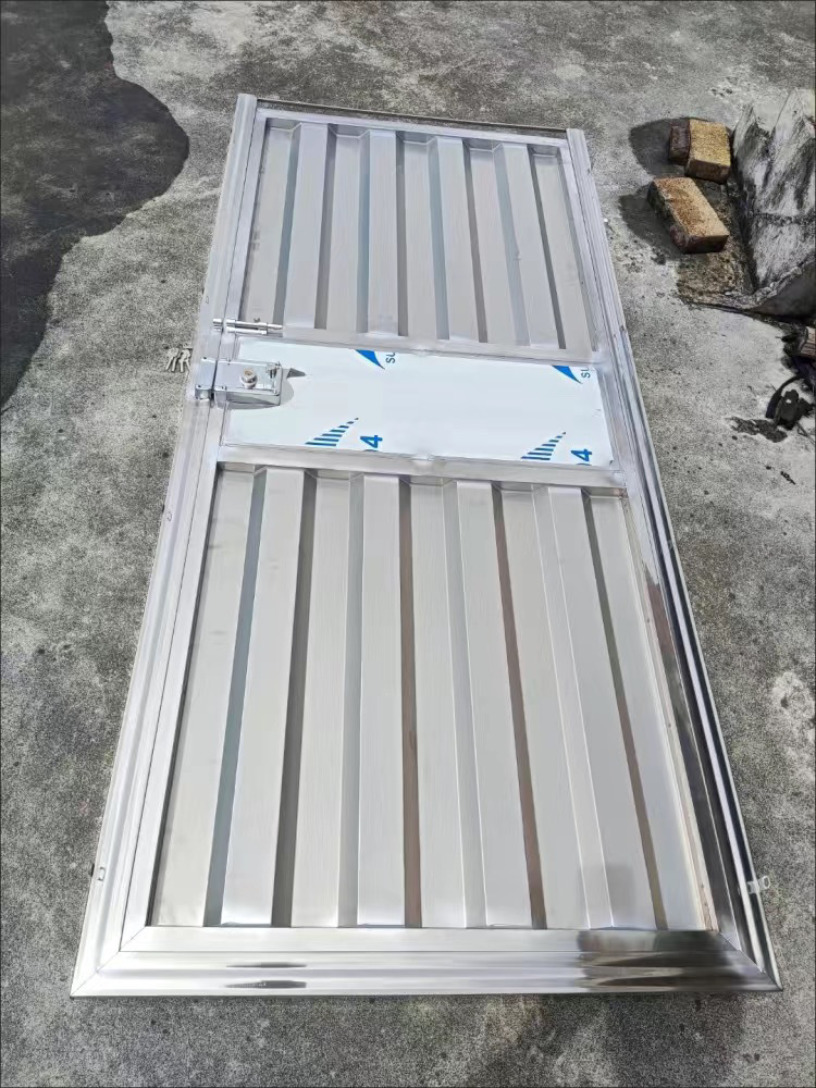 271d2ac8-ee22-42f3-8559-c846318495ee.jpe