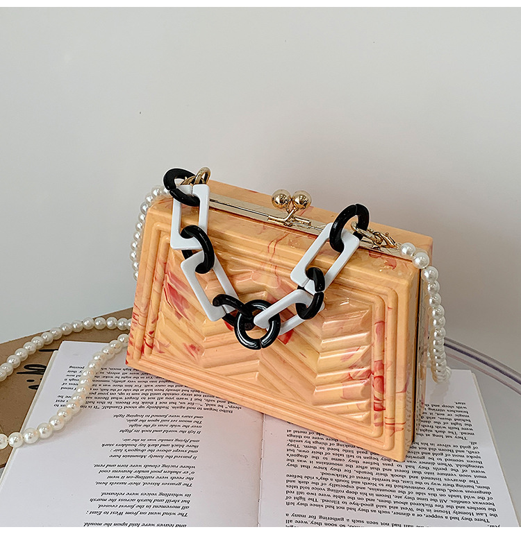 Messenger Bag Small Square Bag Western Style Texture 2021 New Acrylic Youth Pearl Shoulder Women's Bag Chain Handbag display picture 15