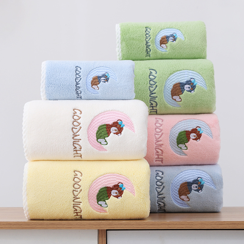 Cartoon coral bath towel for home use