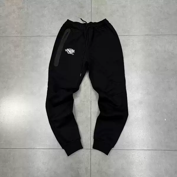 Black trousers