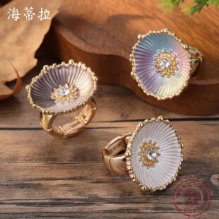 �羳�¿�u׃�m�ŲʈA�λ��䏗����ָŮʿ���sС����ɫ���ͽ�ָ