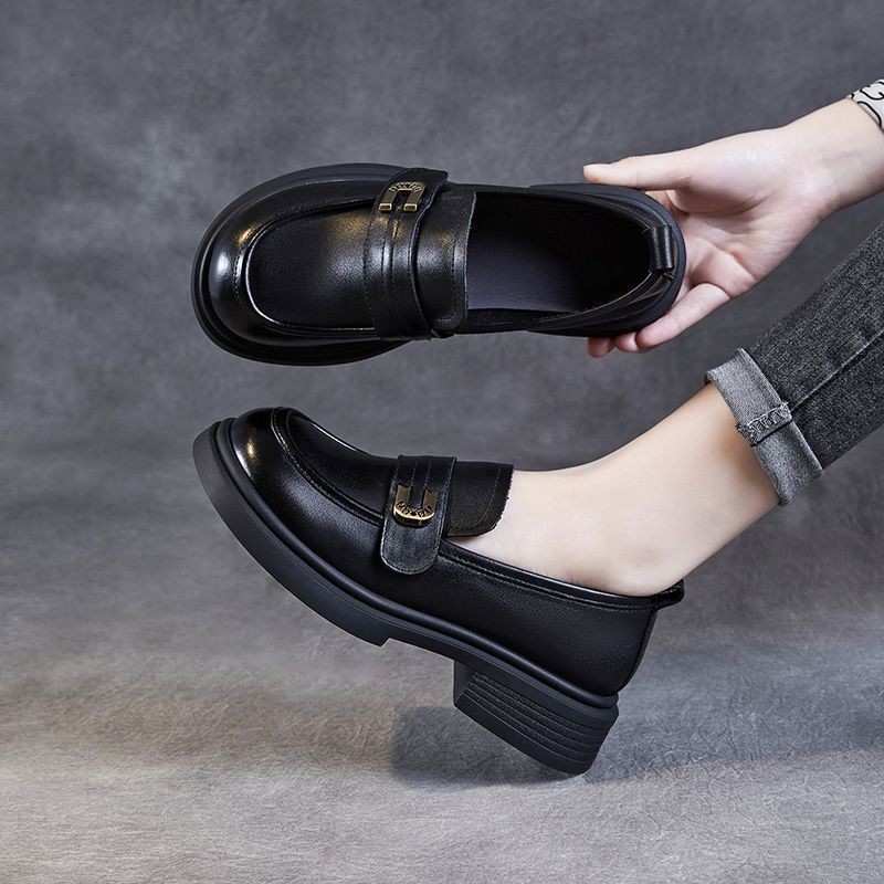 2026 nuevos zapatos de primavera plana Lefour estilo británico Baidu viaje negro zapatos de cuero de suela gruesa mujer