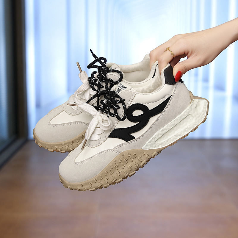 Zapatos de entrenamiento de base gruesa para mujeres 2025 primavera nuevos zapatos agam de colores casuales versátiles antideslizantes zapatos deportivos para correr