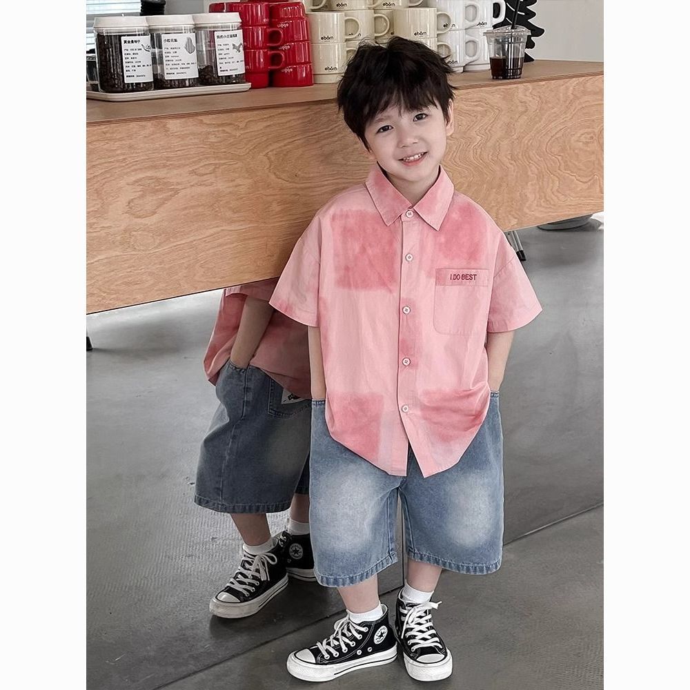 Cross-border boys' short-sleeved shirt, summer thin style, 2026 new style, handsome children's summer clothes, Hong Kong style retro tie-dye pink.