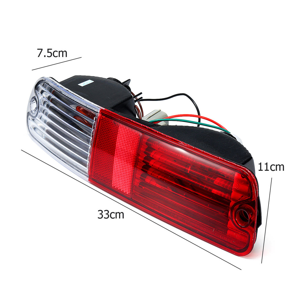 Aplicable a Mitsubishi 03 / 04 / 05 / 06 Pajero V73V75V77 Luz de parachoques trasero Luz de dirección trasera Luz de niebla trasera