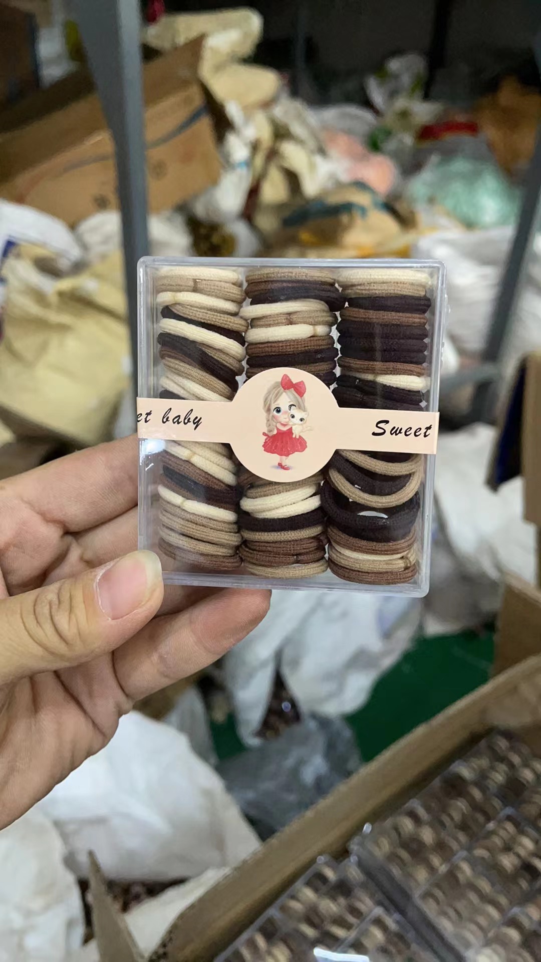 Banda de pelo de los niños de color caramelo cuerda de pelo al por mayor bebé corbata pequeña gargantilla banda de goma INS de alta apariencia accesorios para el cabello de niña cuerda de pelo