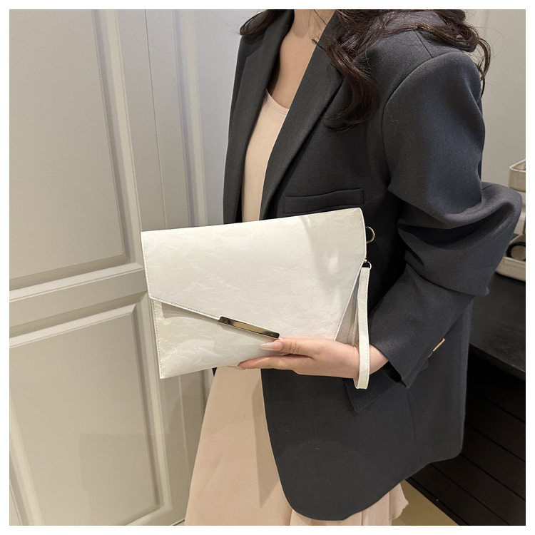 112g Weight Sewing Thread Fashion Element Magnetic Buckle Closure Type Top Handle Strap Type Envelope Bag Bags Type Office, Party Occasion Pu Leather Material Solid Color Pattern All Seasons Season Women's Gender Elegant Style Square Shape Pu Leather Solid Color Sewing Thread Square Clutches 13