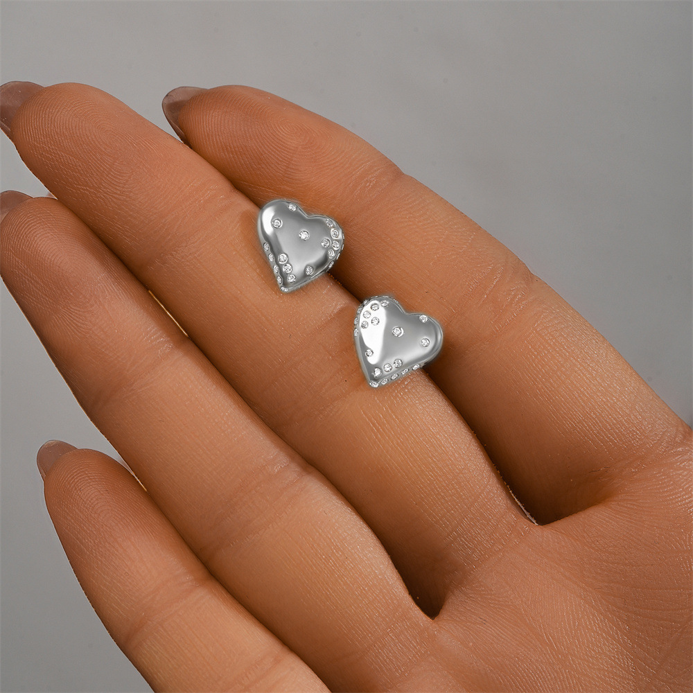 4g Weight 925 Sterling Silver Ear Needle Material Zircon Inlay Material Ear Studs Classification 1 Pair Quantity Holiday, Daily Occasion 925 Sterling Silver Material Heart Shape Pattern Women's Gender Plating Design Elegant, Simple Style Style 1 Pair 925 Sterling Silver Zircon Heart Shape Ear Studs 9