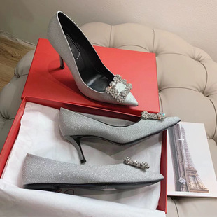 �W�����߸���Ьˮ��Ь2024��ˮ荜\�ڼ������m�����yɫ��ЬŮ����