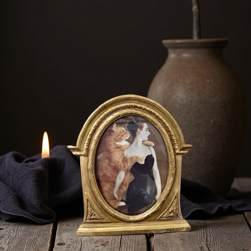 Decorative Painting for Living Room, Light Luxury Wall Art for Bedroom and Dining Room, European-Style Vintage Sofa Resin Photo Frame, Waterproof Hand-Carved