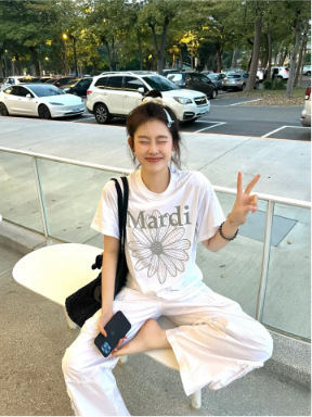 韓国マルディトレンディな半袖フラワープリントゴールドハイシルバー夏ラウンドネック純綿ルーズTシャツトップトレンディ|undefined