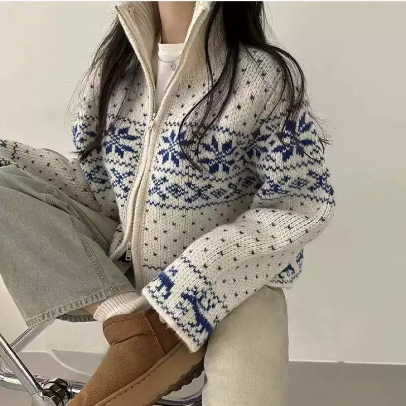 25新款韩国春秋糯叽叽重工雪花图案短款立领拉链保暖毛衣外套