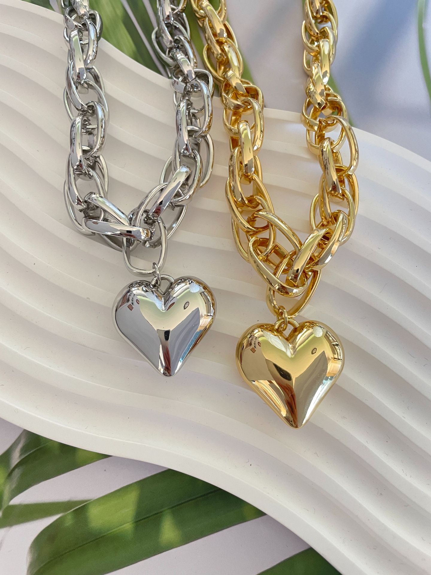 Heart Shape Copper Elegant Hip-Hop Exaggerated Copper Pendant Necklace Necklace display picture 2