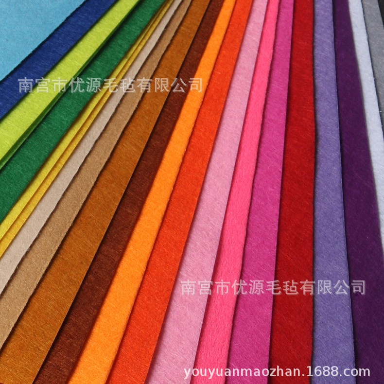 供应各种彩色化纤毛毡 彩色化纤毛毡布 1-5mm彩色毛毡布 厂家直供