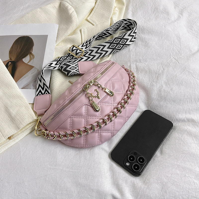 Damen 2024 Neue Brust Gesteppte Lingge Kette Knödel Freizeit Kleine Duftenden Stil Umhängetasche_voghion.com