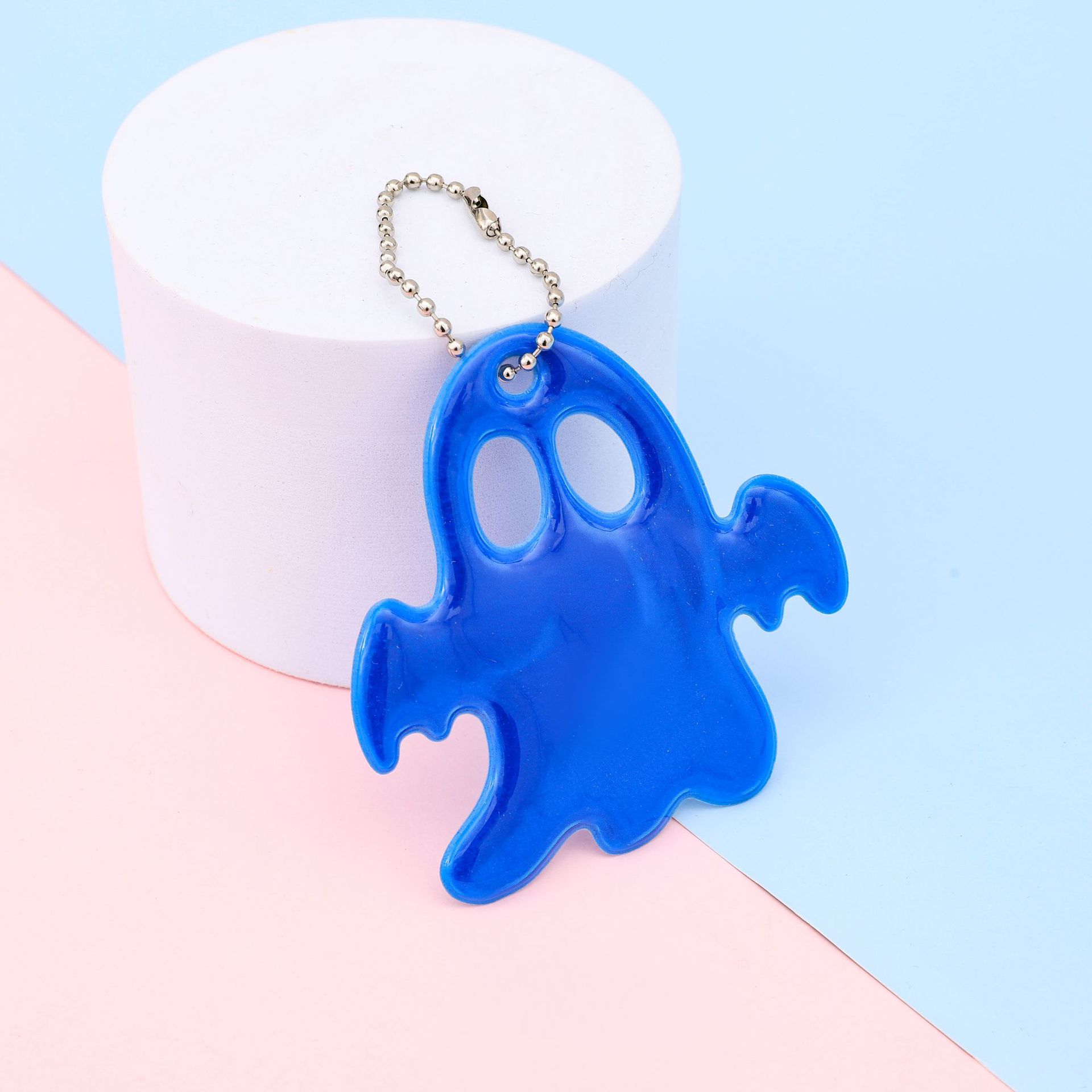 Ghost reflectante advertencia colgante PVC reflectante colgante al aire libre montar mochila adornos advertencia de seguridad marca colgante cadena