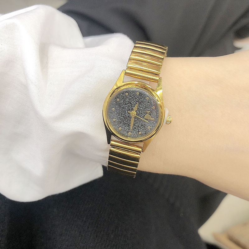 All Seasons Season Retro Solid Color Buckle Quartz Watch
