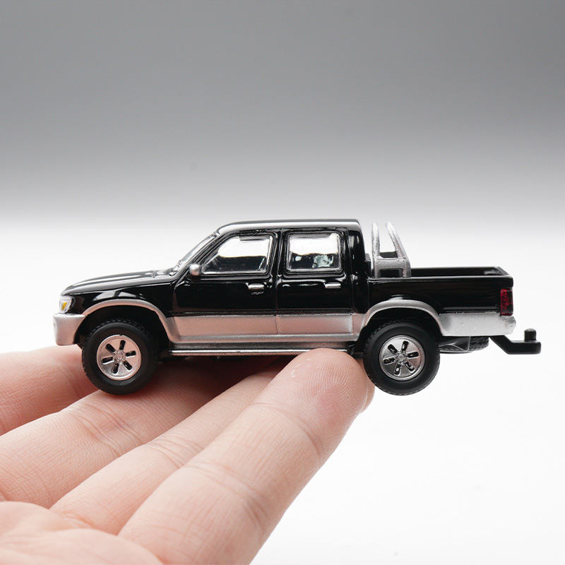 JKM1/64 Toyota hailax vehículo todoterreno modelo de coche de aleación de simulación PEQUEÑA ESCALA modelo de coche en miniatura adornos