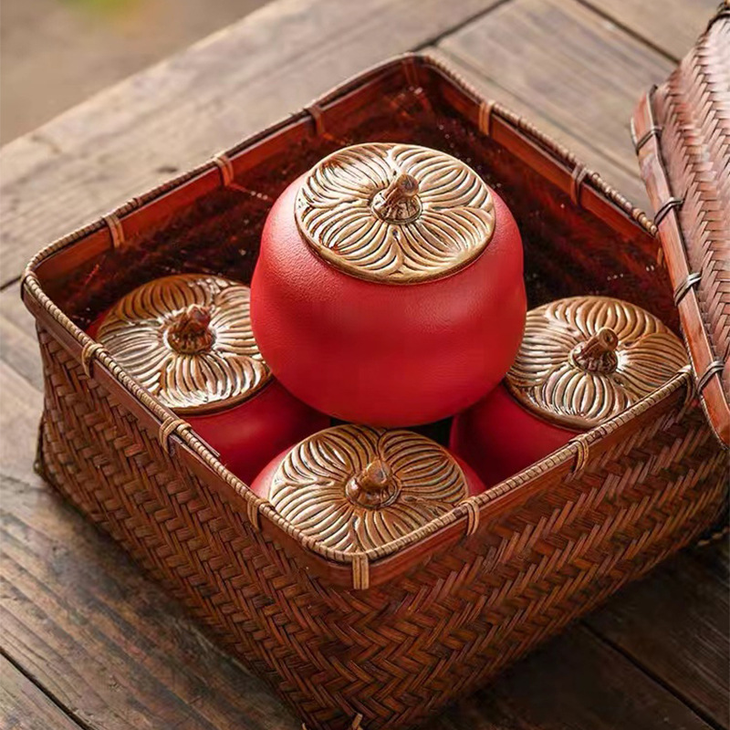 Hand-thrown earthenware pair of persimmon-shaped ceramic tea canisters, small size, persimmon-shaped decorative piece, wedding auspiciousness and good fortune candy jar