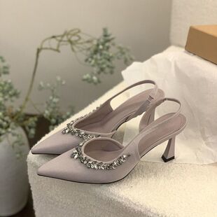 ˮ��⴩Ů��ɫһ�֎�����2026�¿�ļ����϶Y�����^�߸�Ь����