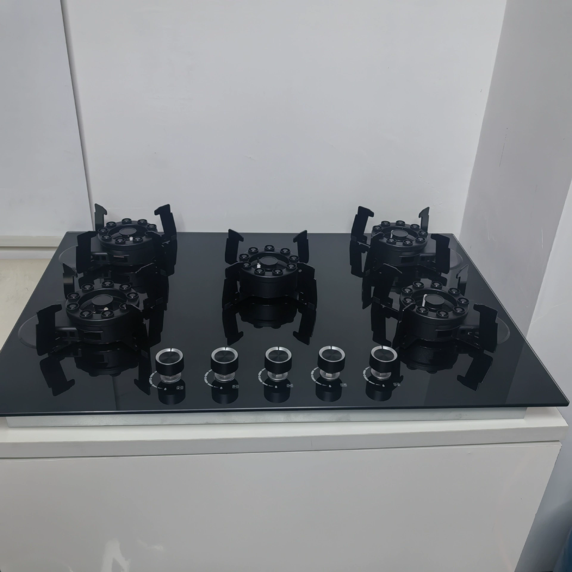 Домашние 5 головок пламенной раскладушки волшебная тарелка стеклянная панель встраиваемых сжиженных/газовых плит оптом