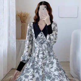 轻熟风大码女装素雅高级感花色连衣裙春秋新款娃娃领收腰a字长裙