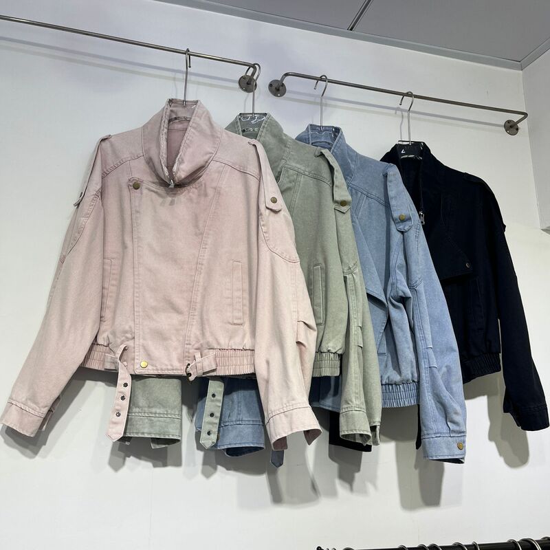 2026 Retro Washed Vintage Stand-Collar Motorcycle Jacket for Women, Short Style with Diagonal Zipper, Loose Fit, Slimming Workwear Denim Jacket 2026 Retro Washed Vintage Stand-Collar Motorcycle Jacket for Women, Short Style with Diagonal Zipper, Loose Fit, Slimming Workwear Denim Jacket
