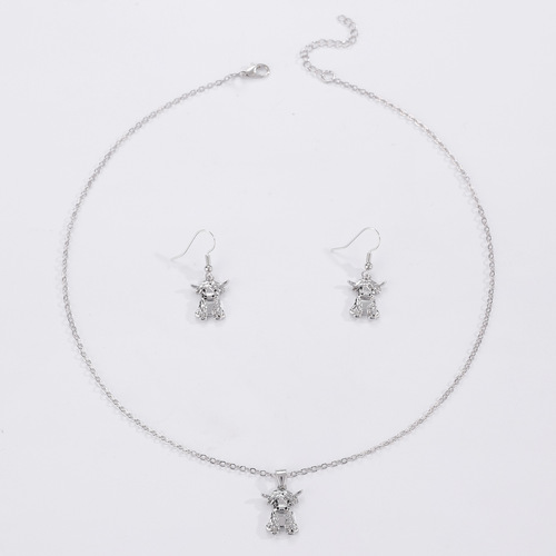 New Cross-Border European and American Cartoon Cow-Shaped Earring & Necklace Set – Stylish, Versatile, and Playful Animal-Themed Jewelry Accessory Kit