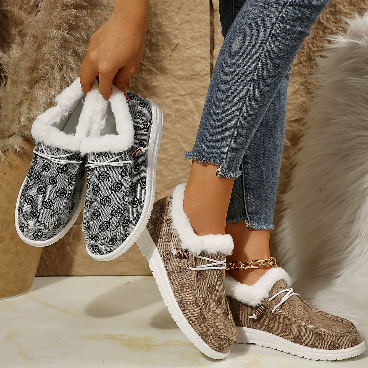 Внешняя торговля хлопчатобумажные туфли большого размера женский 2024 осень и зима новые европейские и американские круглые шнуровые хлопчатобумажные сапоги плоский фон плюс бархат теплая хлопчатобумажная обувь женский