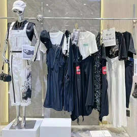 欧E ·黑马蓝品牌撤柜24夏装黑白潮牌潮流系列货女装品牌批发尾货