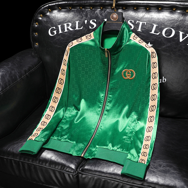 Ropa de hombre europea 2025 primavera y otoño nueva luz de lujo bordado cuello alto tops moda juvenil casual tops Top