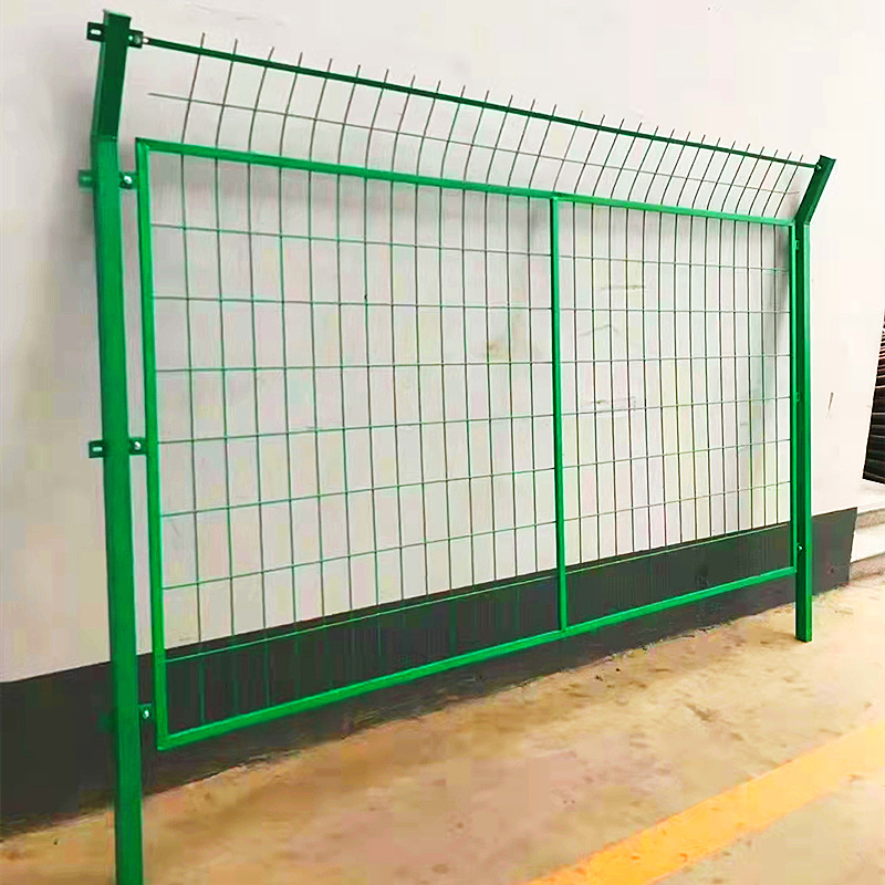 佛山昌鸿框架护栏 现货草绿色硬塑胶围栏网 量大可提供上门安装