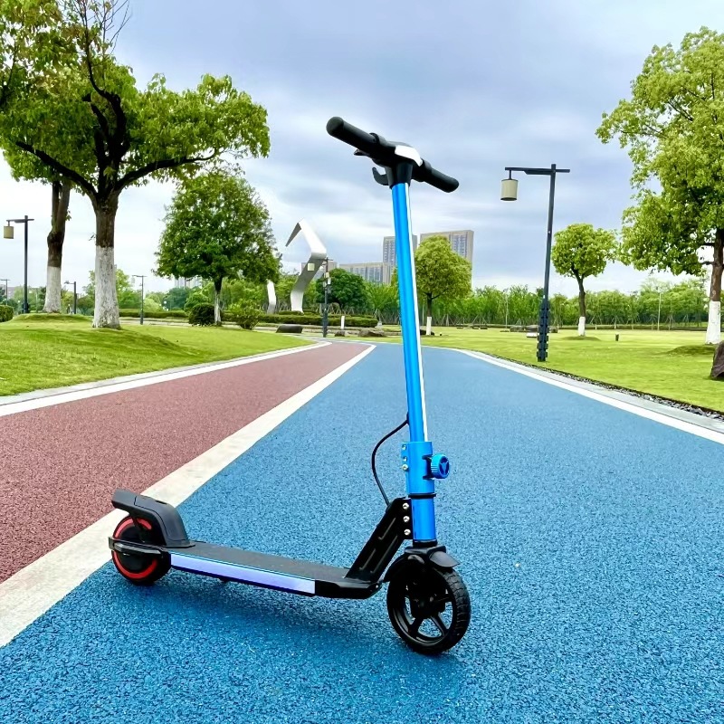Electric foldable children's scooter to go out for elderly