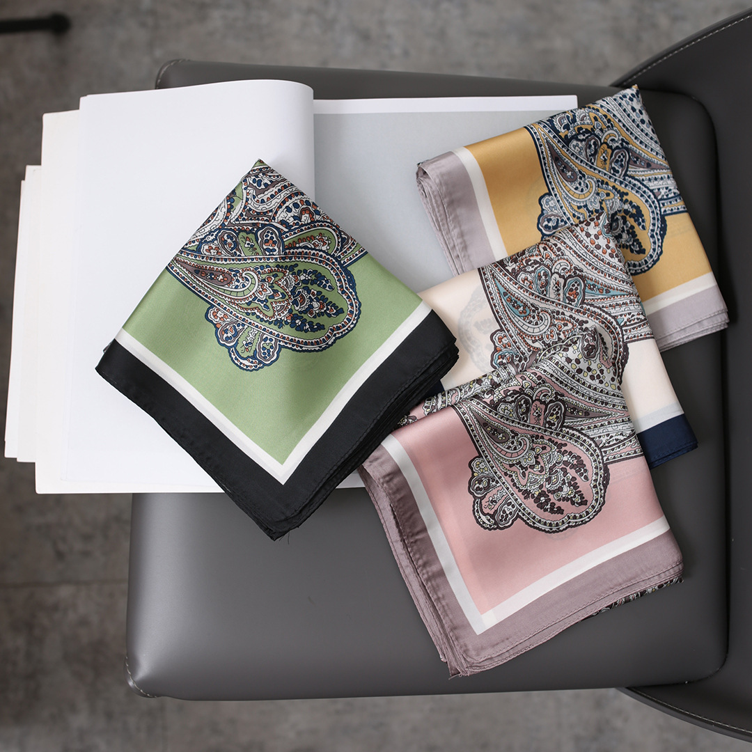 Naikan Classic~Fiore di anacardo quadrato piccolo in seta da donna, protezione per il collo primaverile e autunnale con camicia, abito, sottile_voghion.com