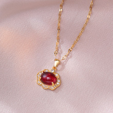 项链女网红日韩风时尚红色锆石锁小众新款设计感吊坠气质钛钢项链