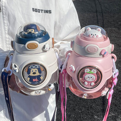 可愛卡通公仔塑料杯兒童便攜背帶吸管大肚杯夏季大容量學生喝水壺