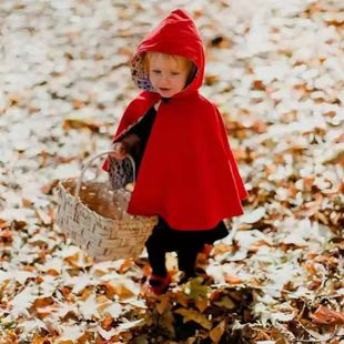 European and American-style Halloween Short Cloak Winter Warm Buckle Cloak cosplay Cosplay Hooded Shawl