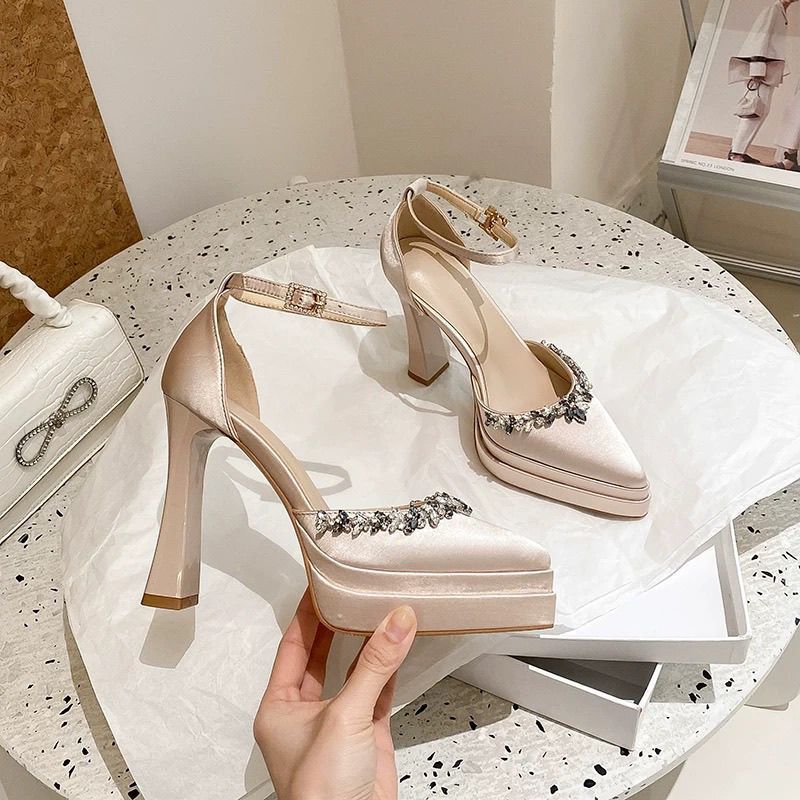 Rhinestone-Embellished Pointed-Toe Sandals for Women, New Spring/Summer 2026 Style, Elegant and Sexy, with a Single Strap and Hollow Design, Featuring Chunky High Heels