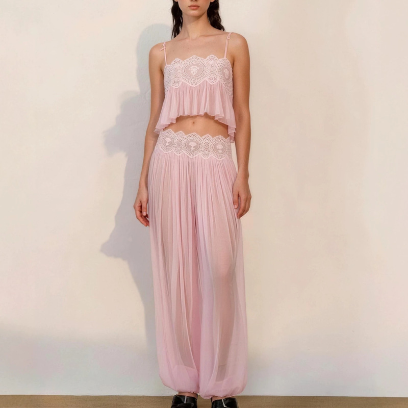 2026 European and American cross-border foreign trade Amazon lace splicing slim-fit camisole with lace backless chiffon two-piece women's outfit 2026 European and American cross-border foreign trade Amazon lace splicing slim-fit camisole with lace backless chiffon two-piece women's outfit