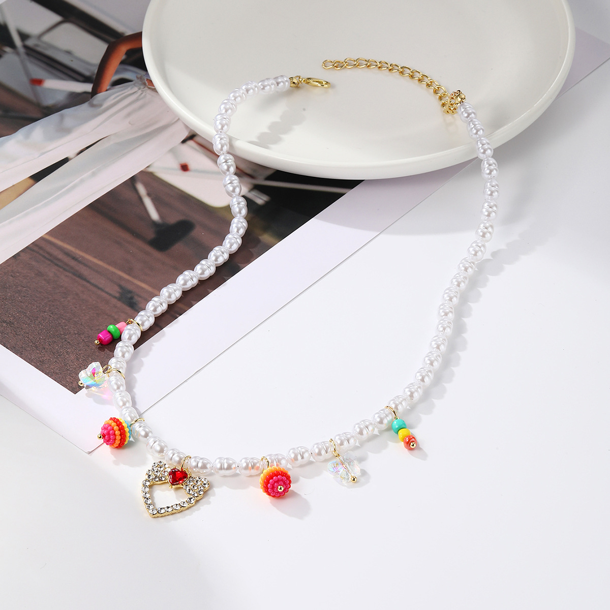 Pearl And Mixed Bead Necklace For Women Niche Coral Design_voghion.com