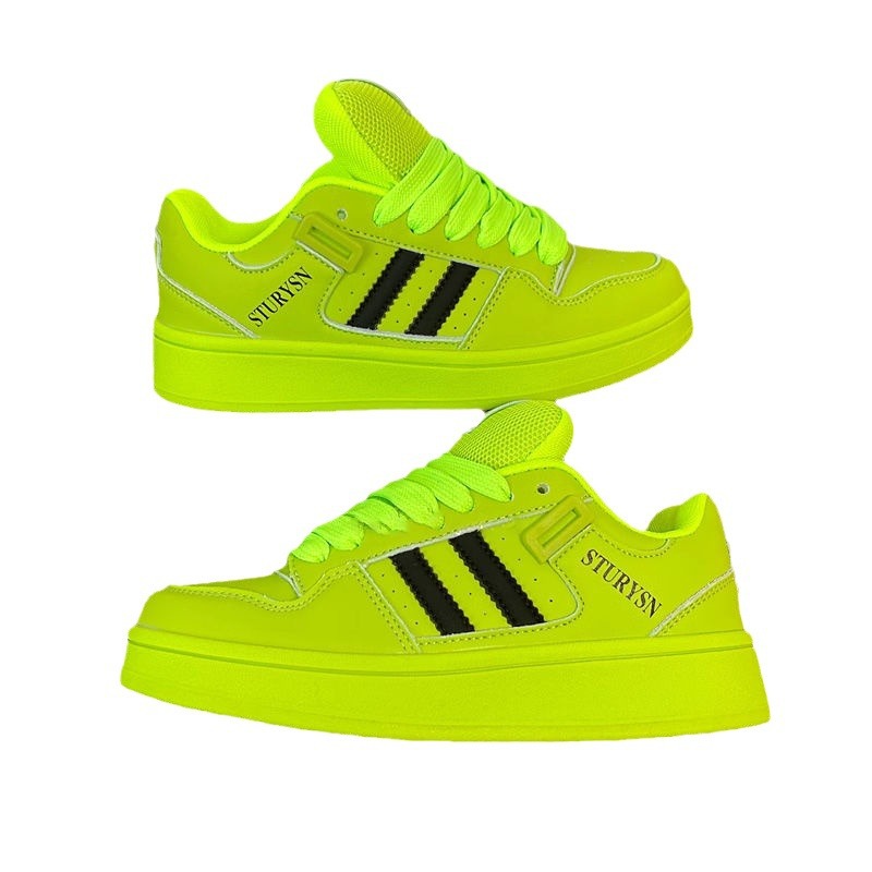 Zapatos de pan verde fluorescente originales de nicho de mujeres de verano 2024 nuevos zapatos de skate casuales para estudiantes