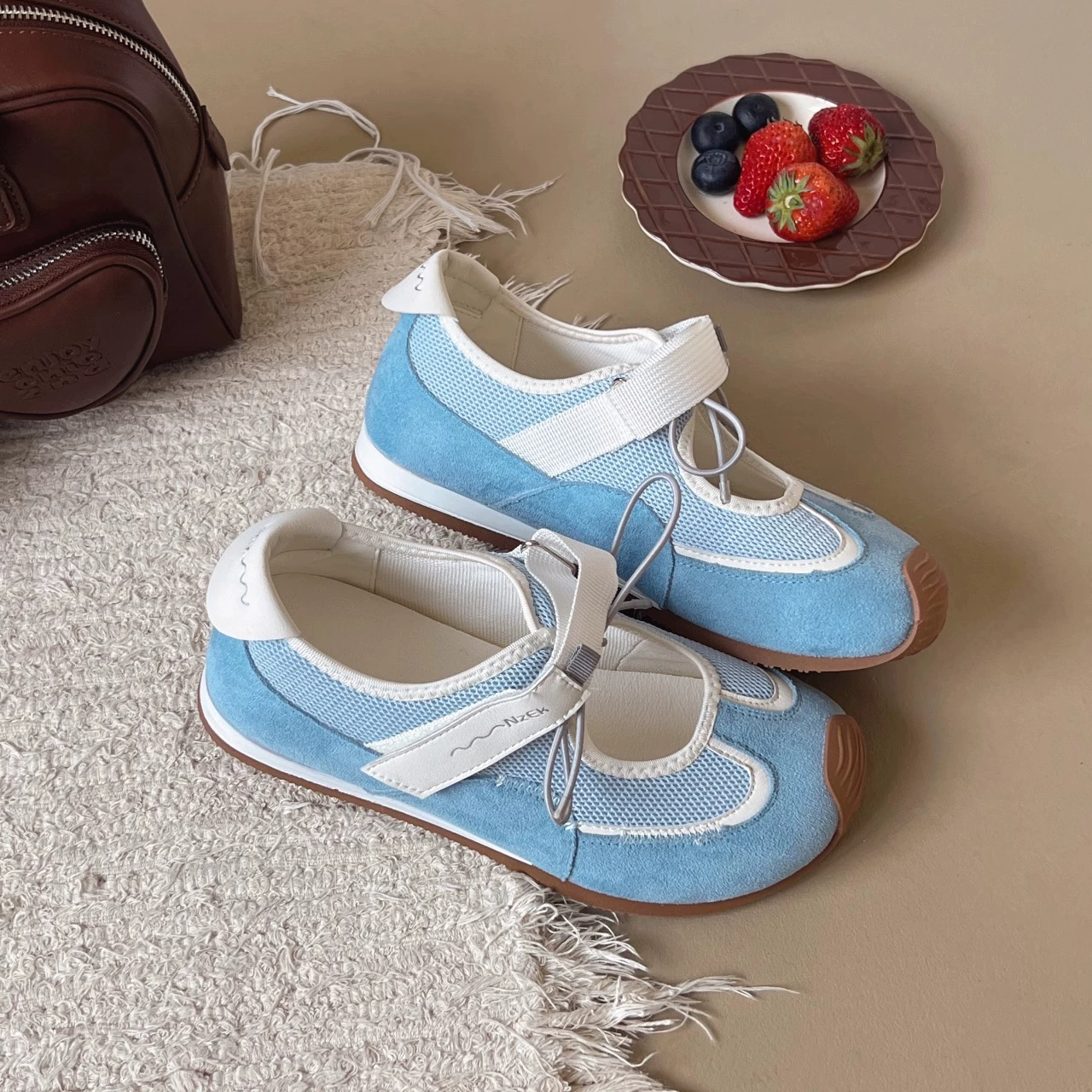 Footwear с липучкой на стельке, универсальная обувь, 2025 год