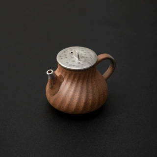 老岩泥粗陶手工茶壶鎏银日式仿古小茶壶功夫泡茶器侘寂风轻奢茶壶