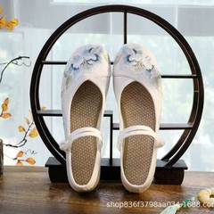 2025新款跨境代发新款布鞋旗袍舞鞋平底增高鞋跨境汉服鞋绣花鞋